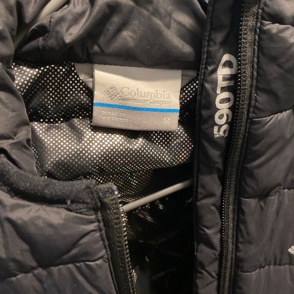 Women’s Columbia Turbodown 590TD Jacket, Size M - Picture 3 of 5